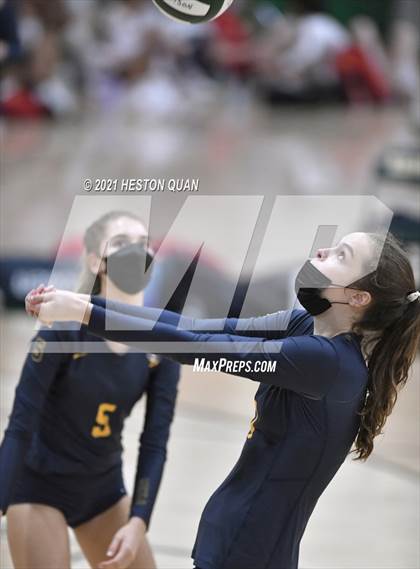 Thumbnail 1 in Menlo School vs. Newport Harbor (Dave Mohs Tournament) photogallery.