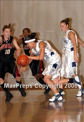 Thumbnail 2 in Western vs. JSerra (Ocean View Tournament) photogallery.