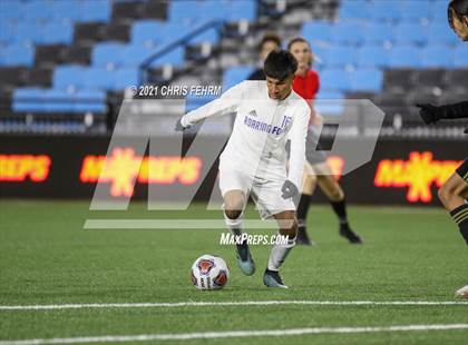 Thumbnail 3 in Roaring Fork vs. Jefferson Academy (CHSAA 3A Final) photogallery.