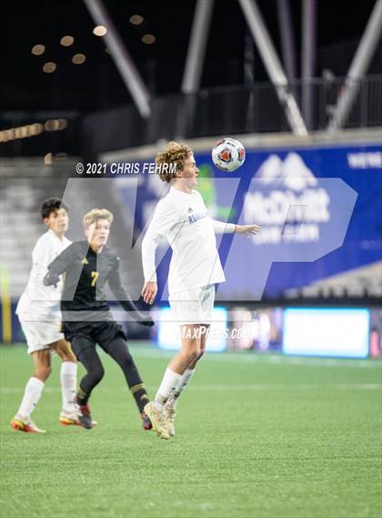 Thumbnail 3 in Roaring Fork vs. Jefferson Academy (CHSAA 3A Final) photogallery.