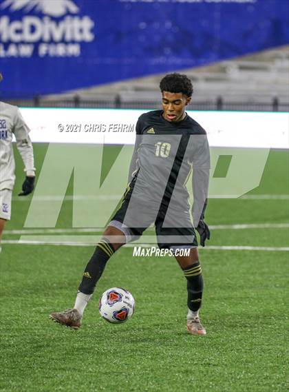 Thumbnail 3 in Roaring Fork vs. Jefferson Academy (CHSAA 3A Final) photogallery.