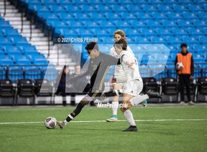 Thumbnail 2 in Roaring Fork vs. Jefferson Academy (CHSAA 3A Final) photogallery.