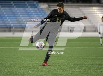 Thumbnail 3 in Roaring Fork vs. Jefferson Academy (CHSAA 3A Final) photogallery.