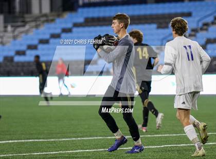 Thumbnail 3 in Roaring Fork vs. Jefferson Academy (CHSAA 3A Final) photogallery.
