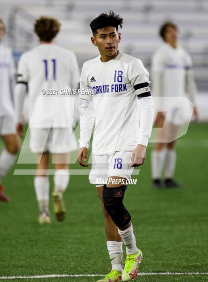 Thumbnail 1 in Roaring Fork vs. Jefferson Academy (CHSAA 3A Final) photogallery.