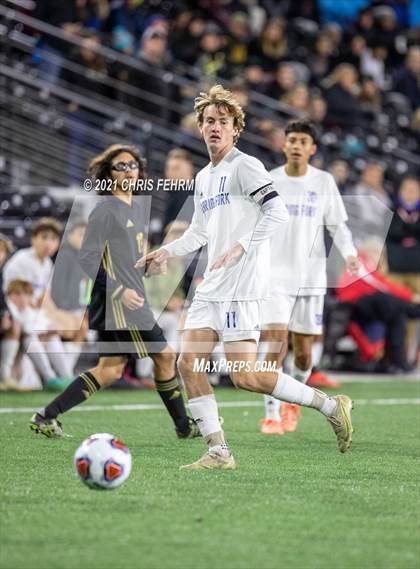 Thumbnail 1 in Roaring Fork vs. Jefferson Academy (CHSAA 3A Final) photogallery.