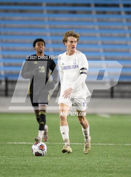 Thumbnail 2 in Roaring Fork vs. Jefferson Academy (CHSAA 3A Final) photogallery.