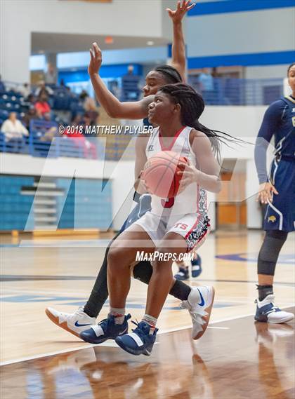 Thumbnail 3 in E.E. Smith vs. Terry Sanford (Cumberland County Schools Basketball Holiday Classic) photogallery.