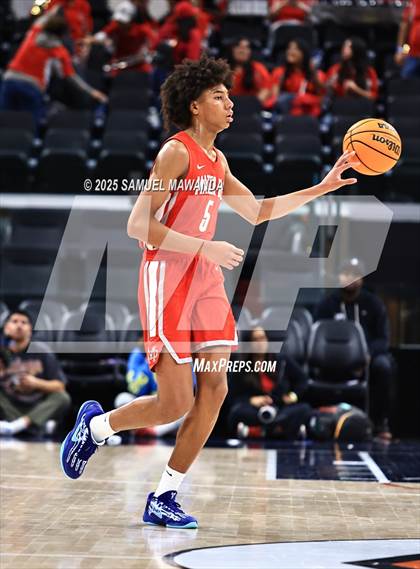Thumbnail 3 in  St. John Bosco vs Mater Dei (Trinity-Mission League Show) photogallery.