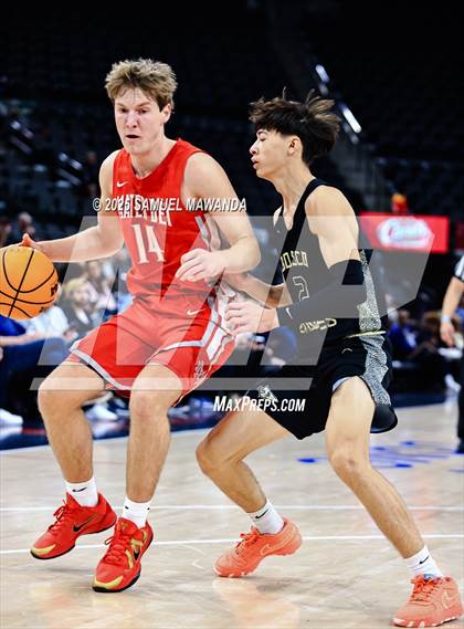 Thumbnail 2 in  St. John Bosco vs Mater Dei (Trinity-Mission League Show) photogallery.