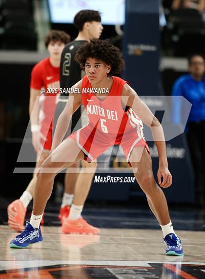 Thumbnail 1 in  St. John Bosco vs Mater Dei (Trinity-Mission League Show) photogallery.