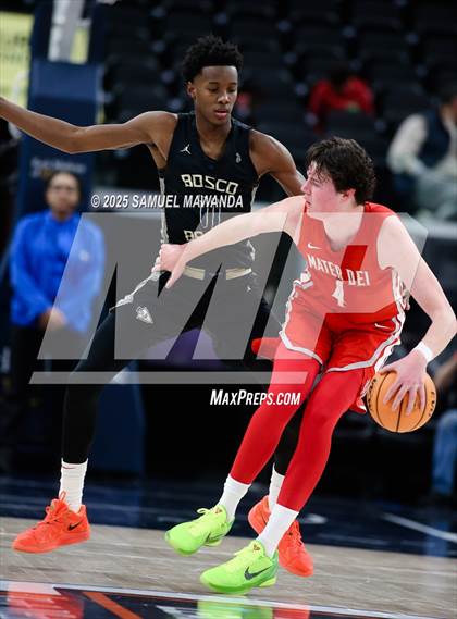 Thumbnail 2 in  St. John Bosco vs Mater Dei (Trinity-Mission League Show) photogallery.
