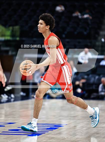 Thumbnail 3 in  St. John Bosco vs Mater Dei (Trinity-Mission League Show) photogallery.