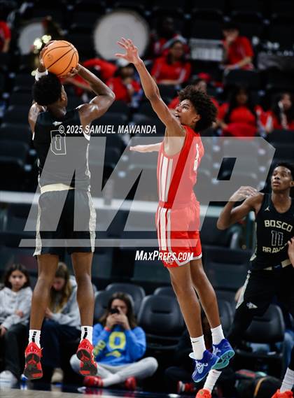 Thumbnail 2 in  St. John Bosco vs Mater Dei (Trinity-Mission League Show) photogallery.
