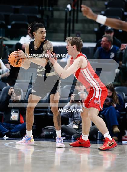 Thumbnail 2 in  St. John Bosco vs Mater Dei (Trinity-Mission League Show) photogallery.