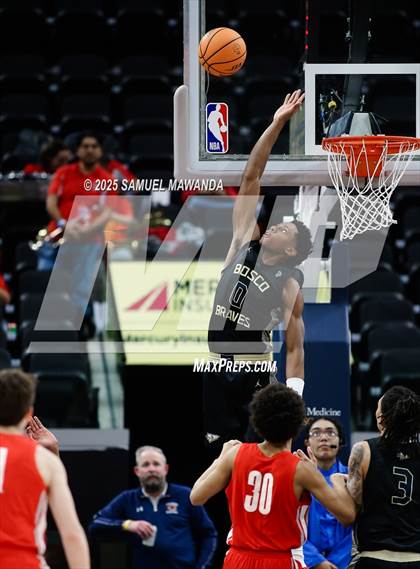 Thumbnail 2 in  St. John Bosco vs Mater Dei (Trinity-Mission League Show) photogallery.