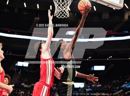 Thumbnail 1 in  St. John Bosco vs Mater Dei (Trinity-Mission League Show) photogallery.