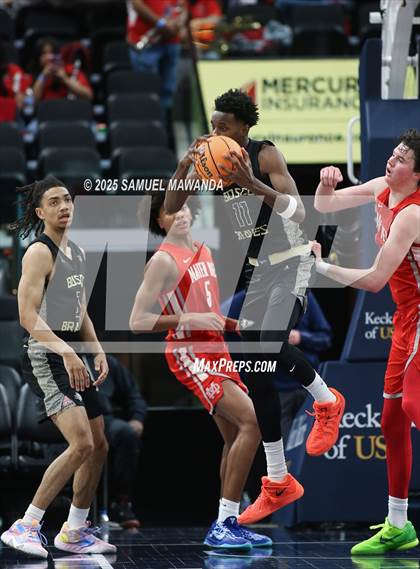 Thumbnail 1 in  St. John Bosco vs Mater Dei (Trinity-Mission League Show) photogallery.