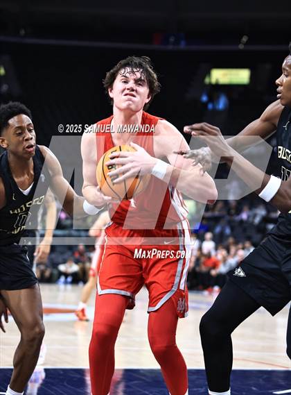 Thumbnail 2 in  St. John Bosco vs Mater Dei (Trinity-Mission League Show) photogallery.