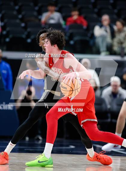 Thumbnail 1 in  St. John Bosco vs Mater Dei (Trinity-Mission League Show) photogallery.
