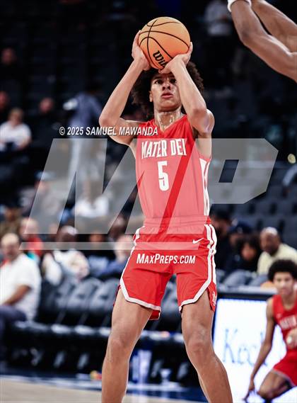 Thumbnail 2 in  St. John Bosco vs Mater Dei (Trinity-Mission League Show) photogallery.