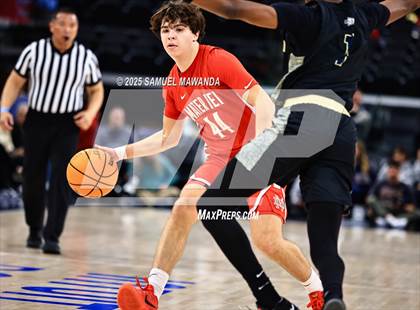 Thumbnail 1 in  St. John Bosco vs Mater Dei (Trinity-Mission League Show) photogallery.