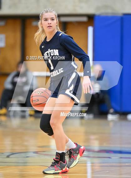 Thumbnail 1 in Seattle Academy vs Seton Catholic  (Opening Round) photogallery.