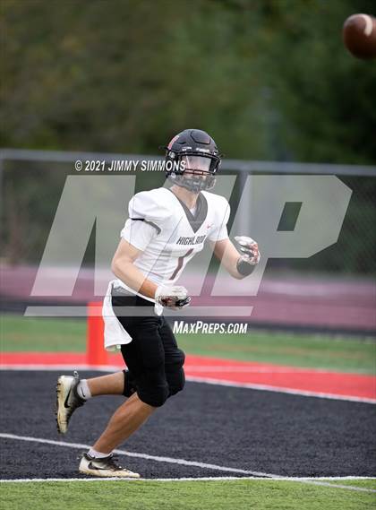 Thumbnail 1 in Highland @ Triad photogallery.