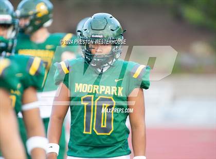 Thumbnail 3 in Oak Park @ Moorpark photogallery.