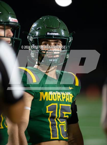Thumbnail 2 in Oak Park @ Moorpark photogallery.