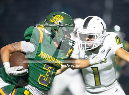 Thumbnail 2 in Oak Park @ Moorpark photogallery.