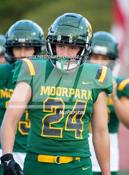 Thumbnail 1 in Oak Park @ Moorpark photogallery.