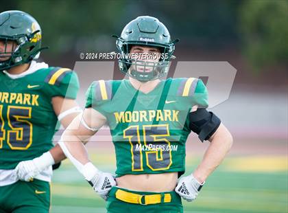 Thumbnail 2 in Oak Park @ Moorpark photogallery.