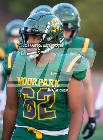Thumbnail 3 in Oak Park @ Moorpark photogallery.
