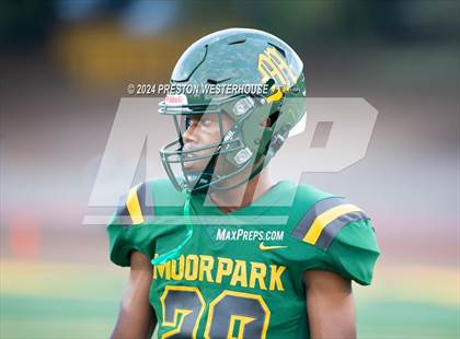 Thumbnail 3 in Oak Park @ Moorpark photogallery.