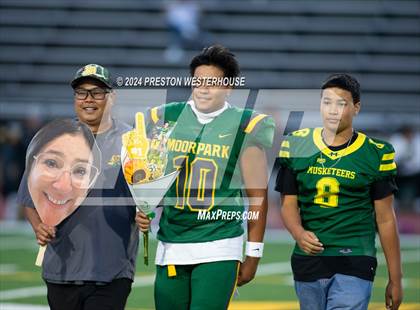 Thumbnail 1 in Oak Park @ Moorpark photogallery.