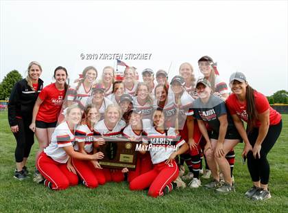 Thumbnail 3 in Marist vs Geneva (IHSA 4A Super Sectional Final) photogallery.