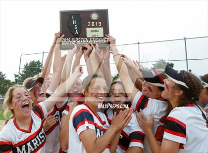 Thumbnail 3 in Marist vs Geneva (IHSA 4A Super Sectional Final) photogallery.