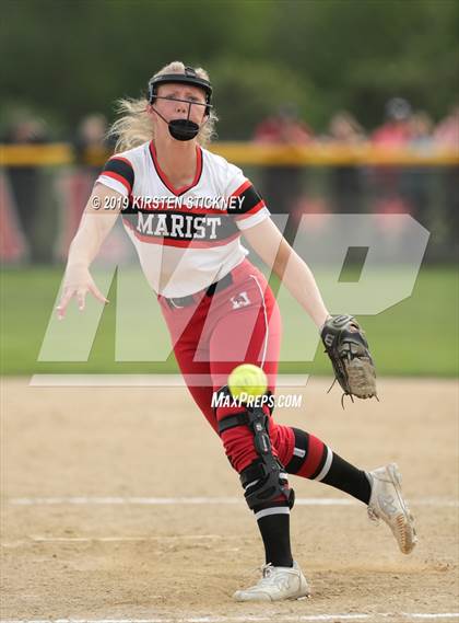 Thumbnail 2 in Marist vs Geneva (IHSA 4A Super Sectional Final) photogallery.