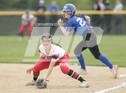 Thumbnail 3 in Marist vs Geneva (IHSA 4A Super Sectional Final) photogallery.