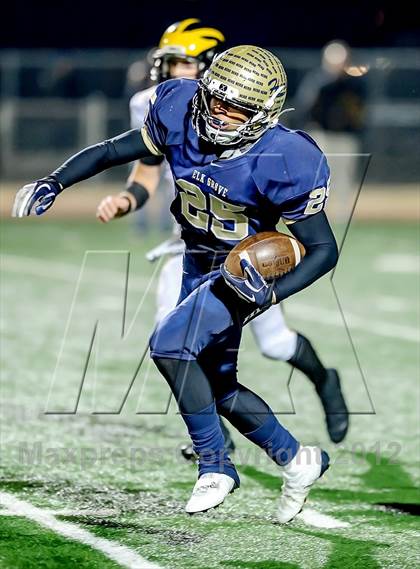 Thumbnail 2 in Del Oro vs. Elk Grove (CIF SJS D2 Semifinal) photogallery.