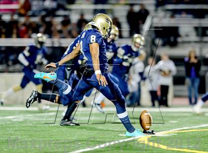 Thumbnail 2 in Del Oro vs. Elk Grove (CIF SJS D2 Semifinal) photogallery.