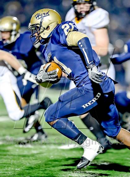 Thumbnail 1 in Del Oro vs. Elk Grove (CIF SJS D2 Semifinal) photogallery.
