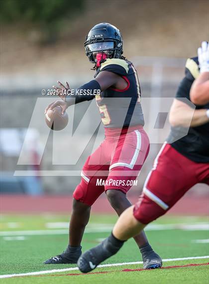 Thumbnail 1 in Chaminade @ Oaks Christian photogallery.