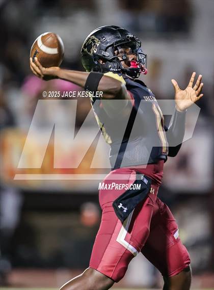 Thumbnail 2 in Chaminade @ Oaks Christian photogallery.
