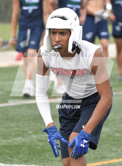 Thumbnail 1 in Chino Hills vs. Tesoro (Huntington Beach Tournament) photogallery.