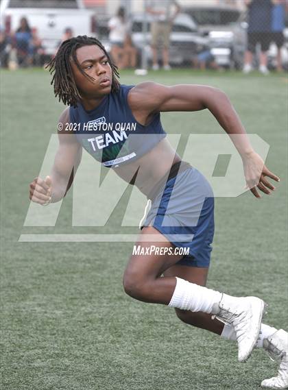 Thumbnail 3 in Chino Hills vs. Tesoro (Huntington Beach Tournament) photogallery.