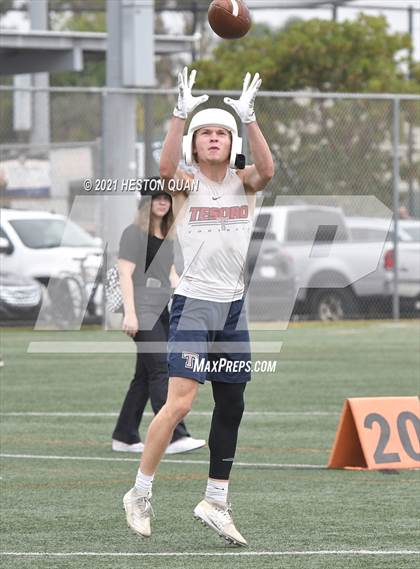 Thumbnail 2 in Chino Hills vs. Tesoro (Huntington Beach Tournament) photogallery.