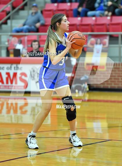 Thumbnail 3 in Stamford vs. Petrolia (UIL 2A Region II Bi-District) photogallery.