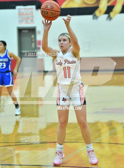 Thumbnail 1 in Stamford vs. Petrolia (UIL 2A Region II Bi-District) photogallery.